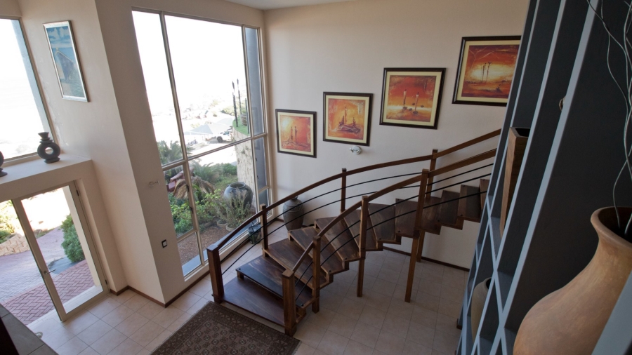 7 Bedroom Property for Sale in Outeniqua Strand Western Cape